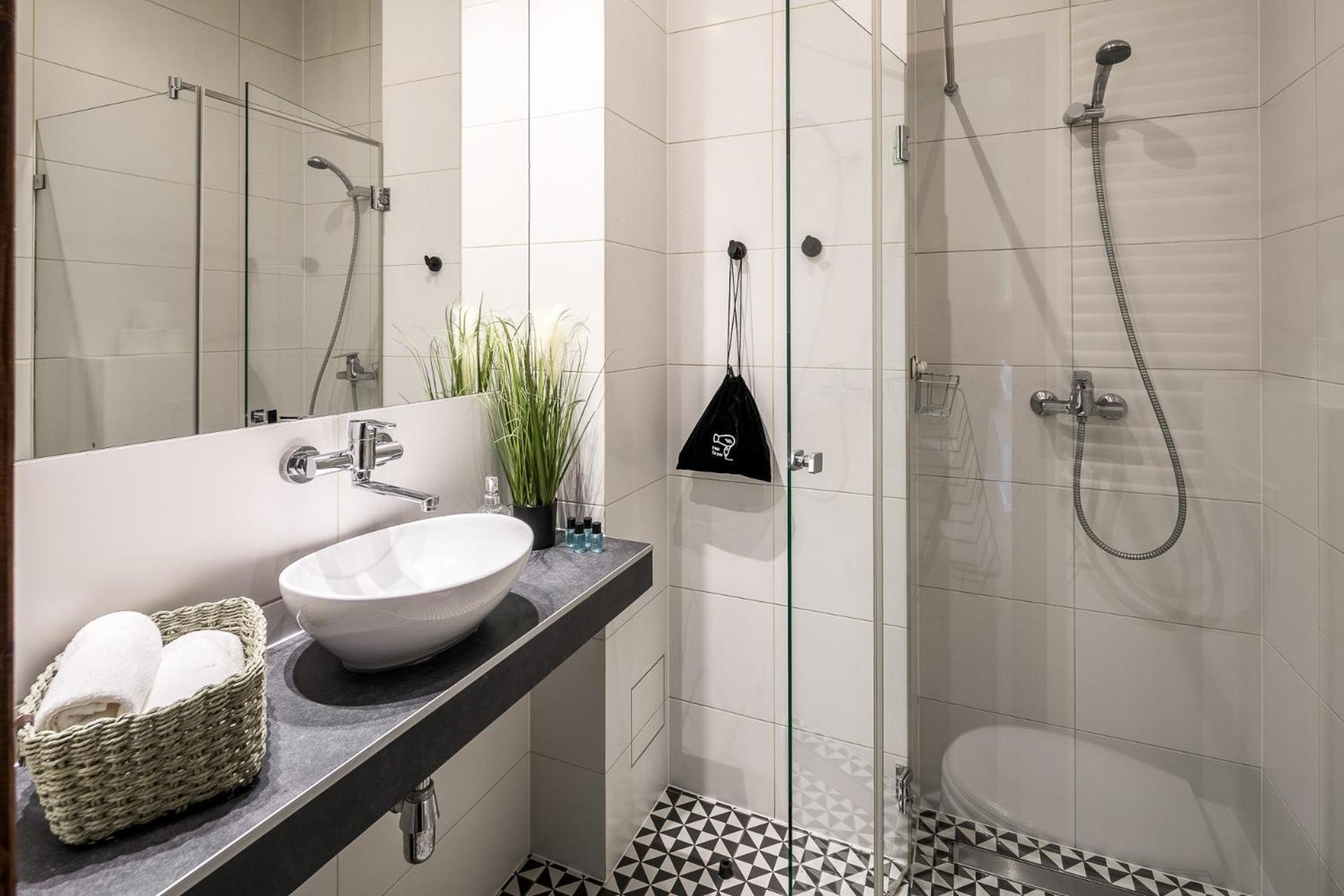 Garden House Apartments Краков Экстерьер фото